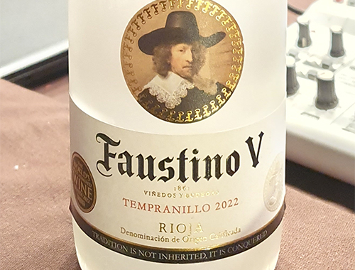 Faustino V Rosado di Bodegas Faustino